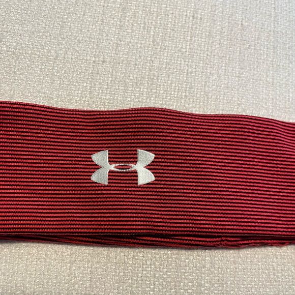 Under Amour Headboard - Picture 5 of 7